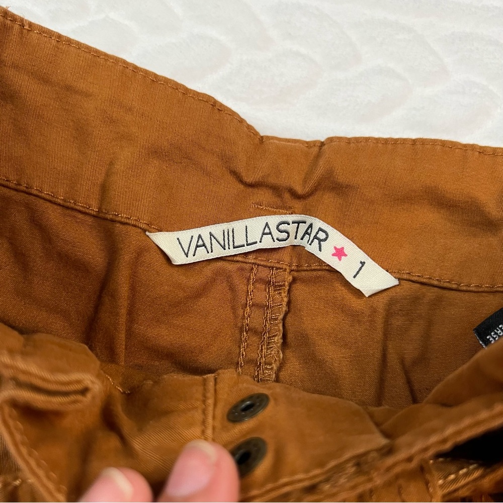 💗 Vanilla Star - Womans High Rise Cargo Shorts - Picture 7 of 8